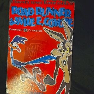 Road Runner & Wile E. Coyote Decorative Aluminum Sign